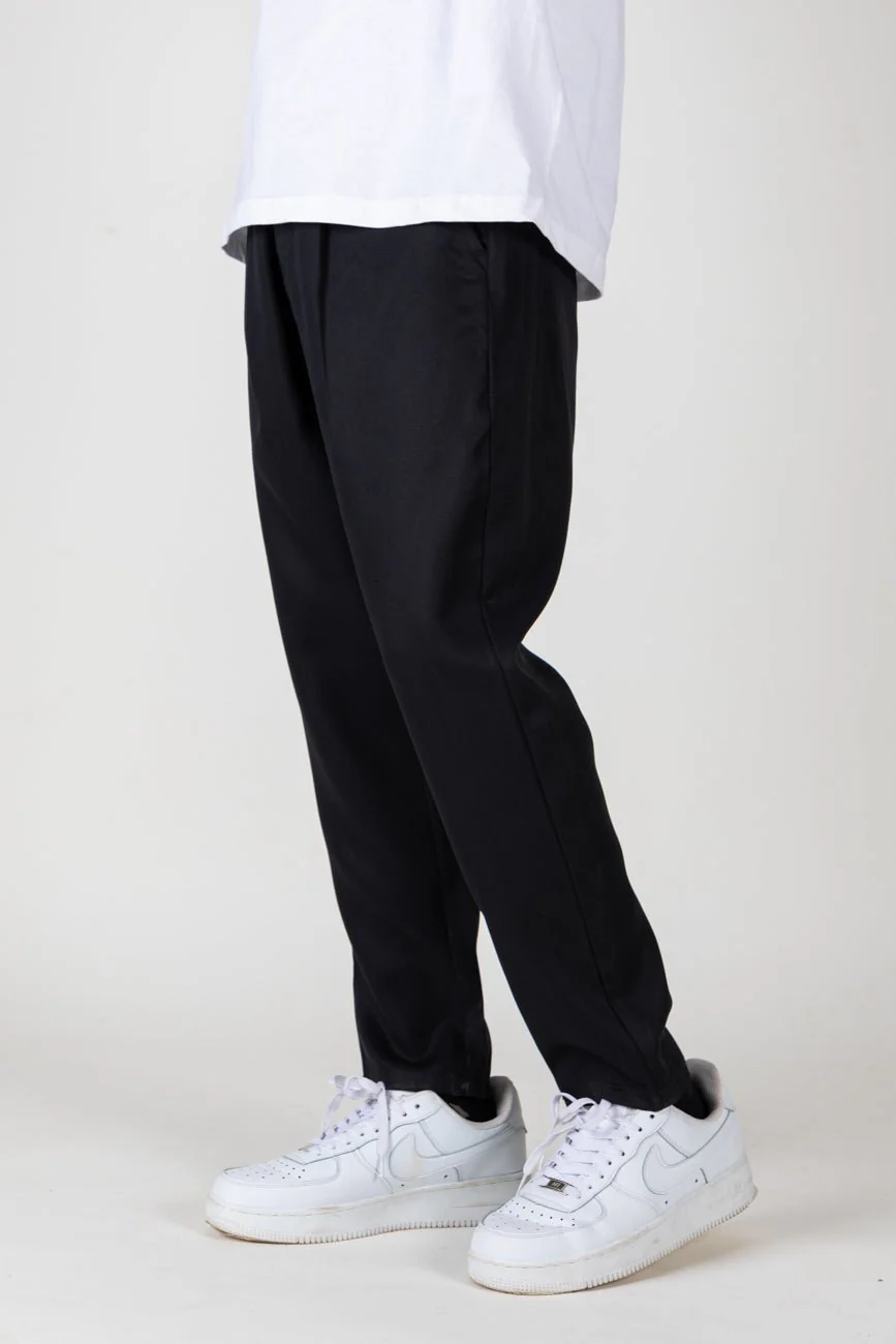 Relaxed Fit Trousers // Black - Image 2